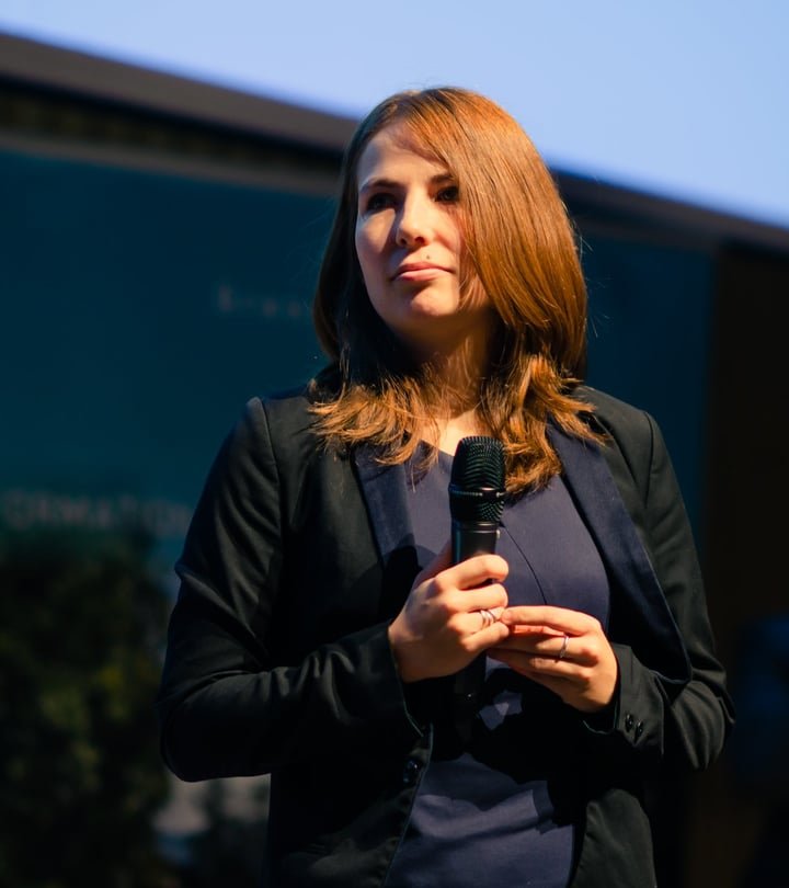 Marine Guyot, ingénieure logiciel de recherche, en conférence